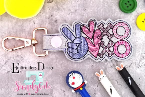 Reviewing the ITH Keychain Peace Love XOXO Valentine Design